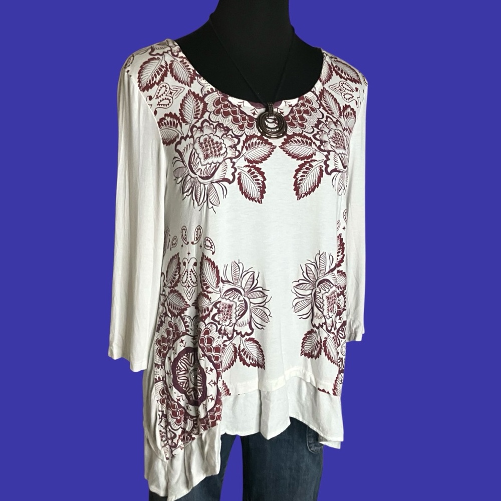 Desigual Top Size Medium White with Burgundy Design